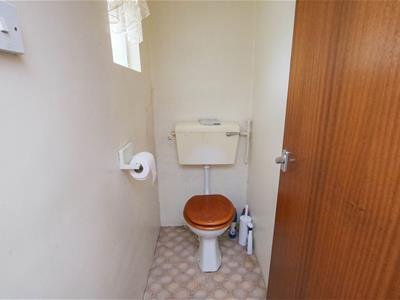 GROUND FLOOR STORE/WC